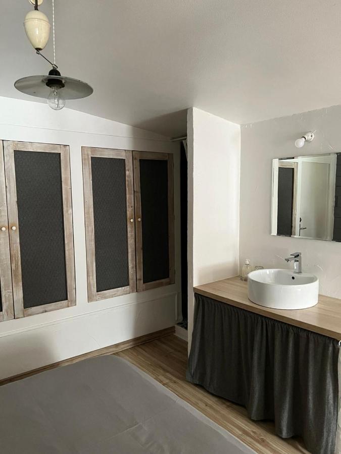 Les Chambres De Pauline Avec Spa Et Climatisation Albertville Buitenkant foto