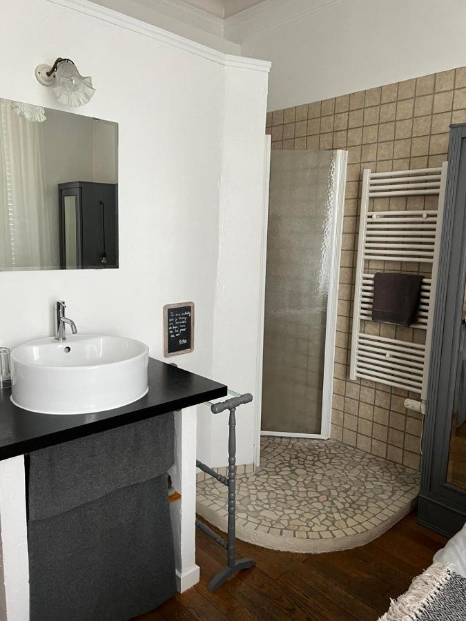 Les Chambres De Pauline Avec Spa Et Climatisation Albertville Buitenkant foto