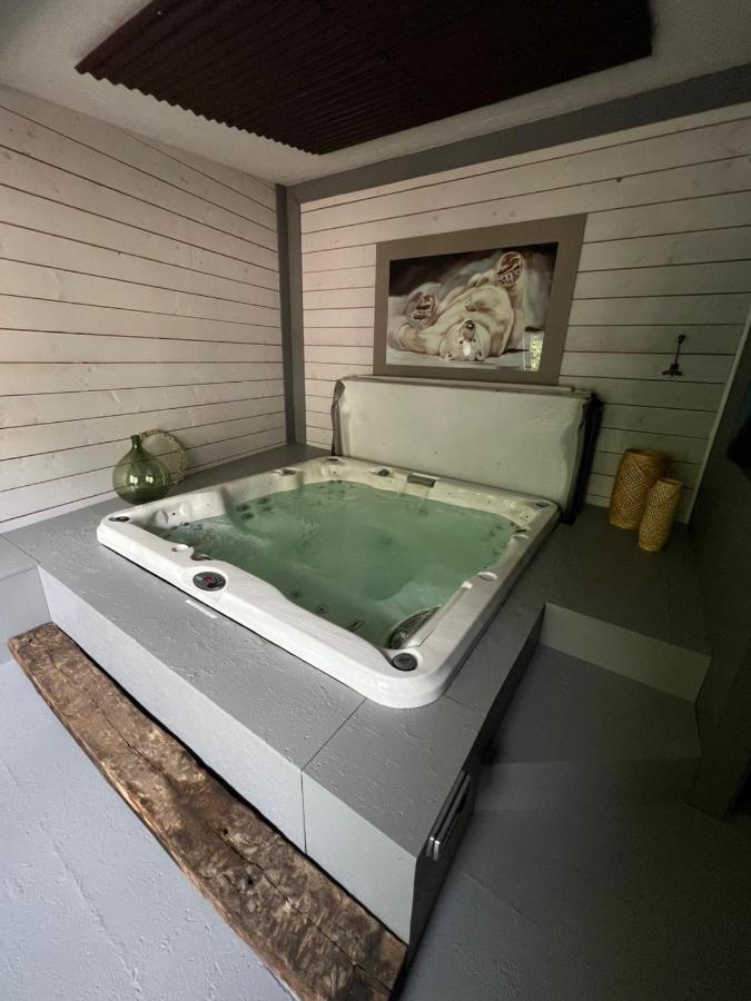 Les Chambres De Pauline Avec Spa Et Climatisation Albertville Buitenkant foto