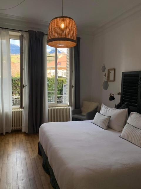 Les Chambres De Pauline Avec Spa Et Climatisation Albertville Buitenkant foto